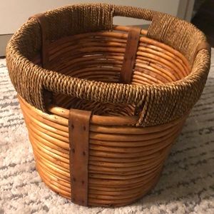 Oval Decorative Basket 🧺✨